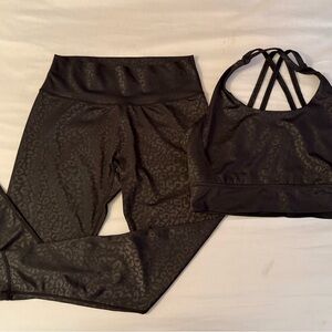 BuffBunny Black Leopard-Texture Sports Bra and Leggings Set